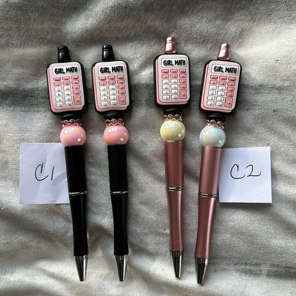 Pick one! Beaded pen with black ink & refill - Picture 5 of 10